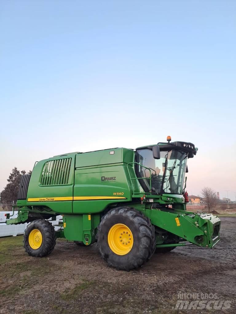 John Deere W 540 Комбайни