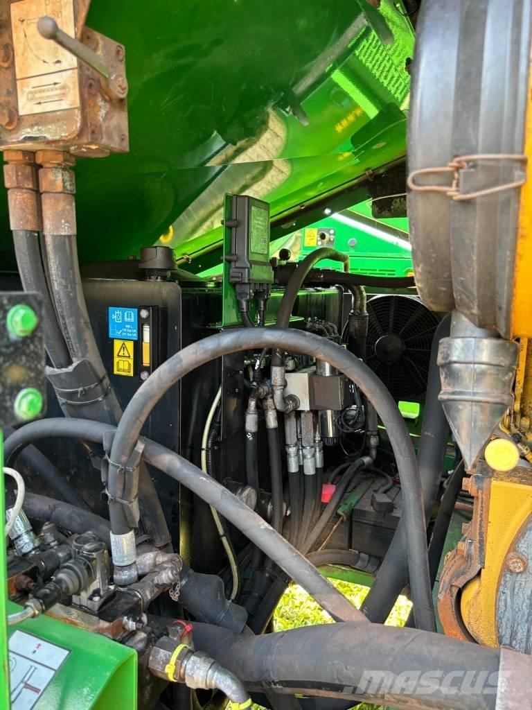 McCloskey R230 Пресяващи и Сортиращи