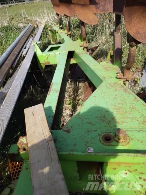 Dowdeswell DP100S Реверсивни плугове