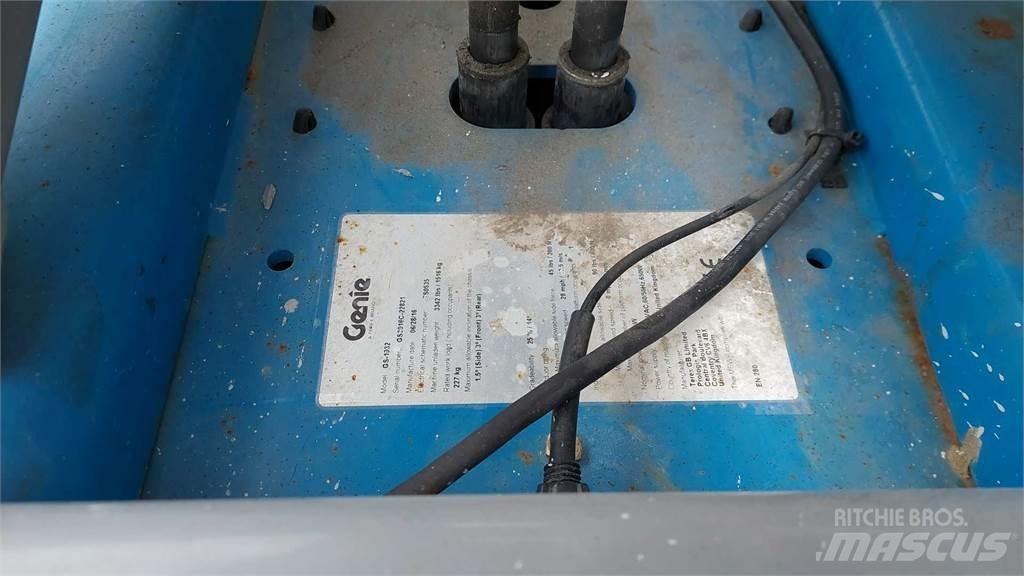 Genie GS1932 Ножични работни платформи