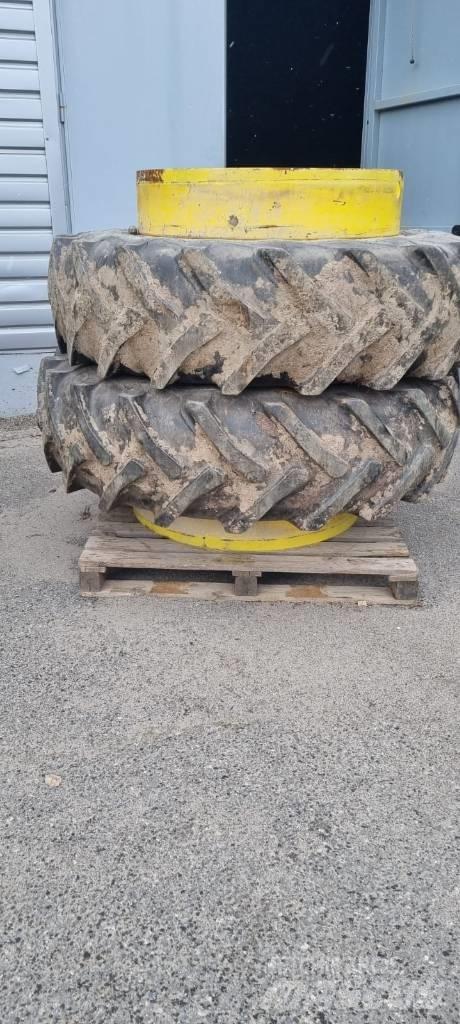 Taurus 16.9R38 Колелета/Гуми
