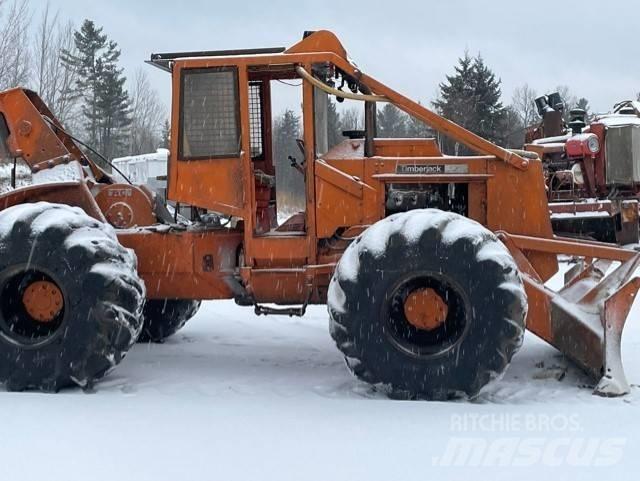 Timberjack 520 Скидери
