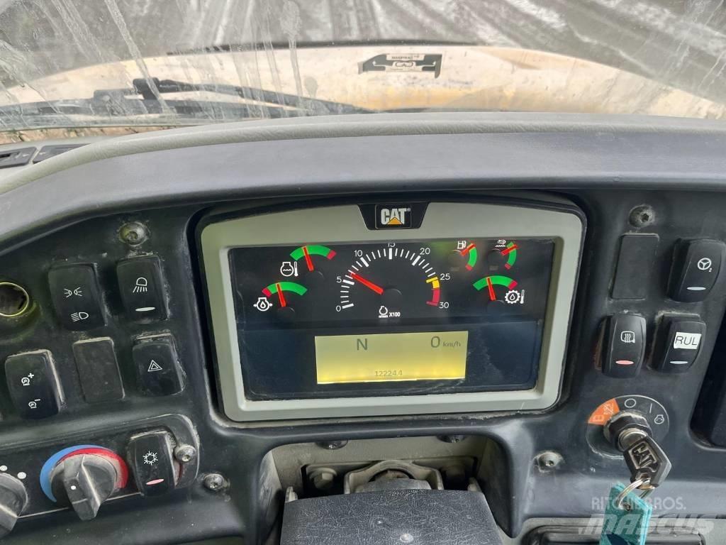 CAT 730 C Дъмпери/моторни превозни средства