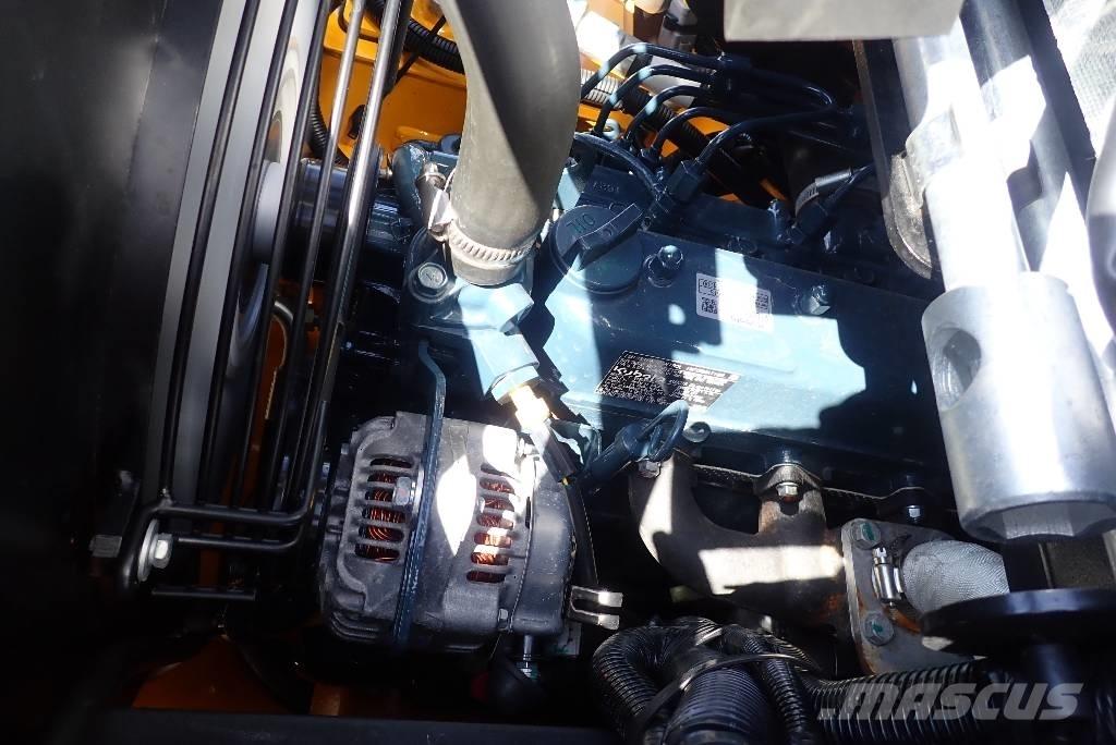 JCB 403 Мини товарачи