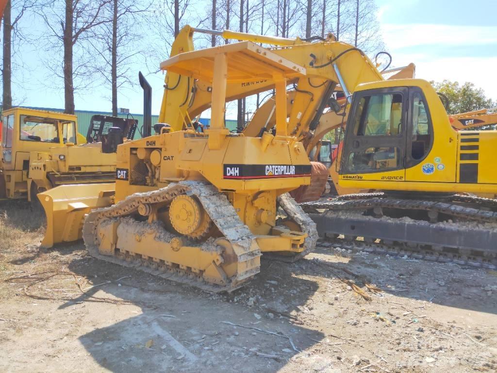 CAT D 4 H Верижни булдозери
