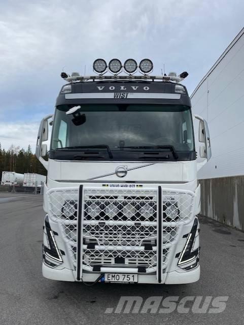 Volvo FH 16 750 За превоз на дървени трупи