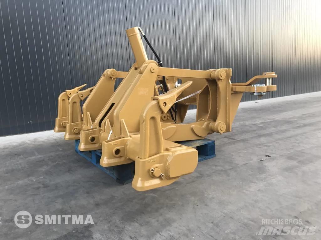 CAT 120M Скарификатор
