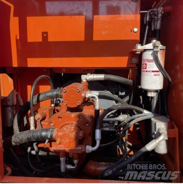 Doosan DX150W-9C Колесни екскаватори