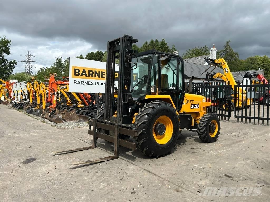 JCB 926 Камиони за херавни местности