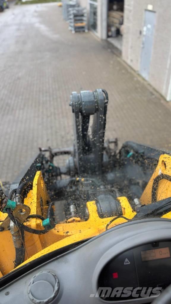 Volvo L 90 E Колесни товарачи