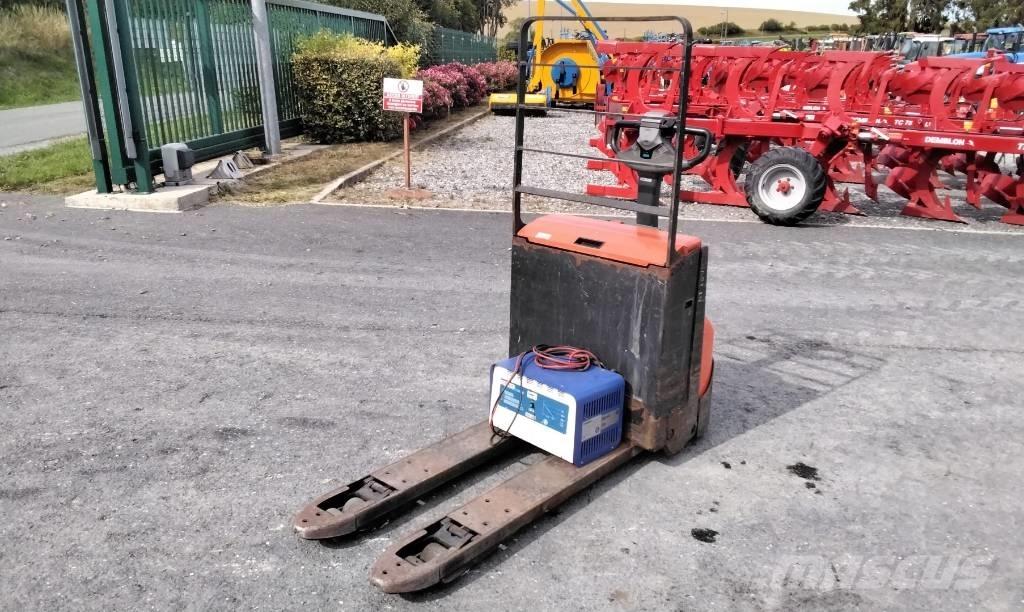 Toyota LWE 180 Нископовдигач