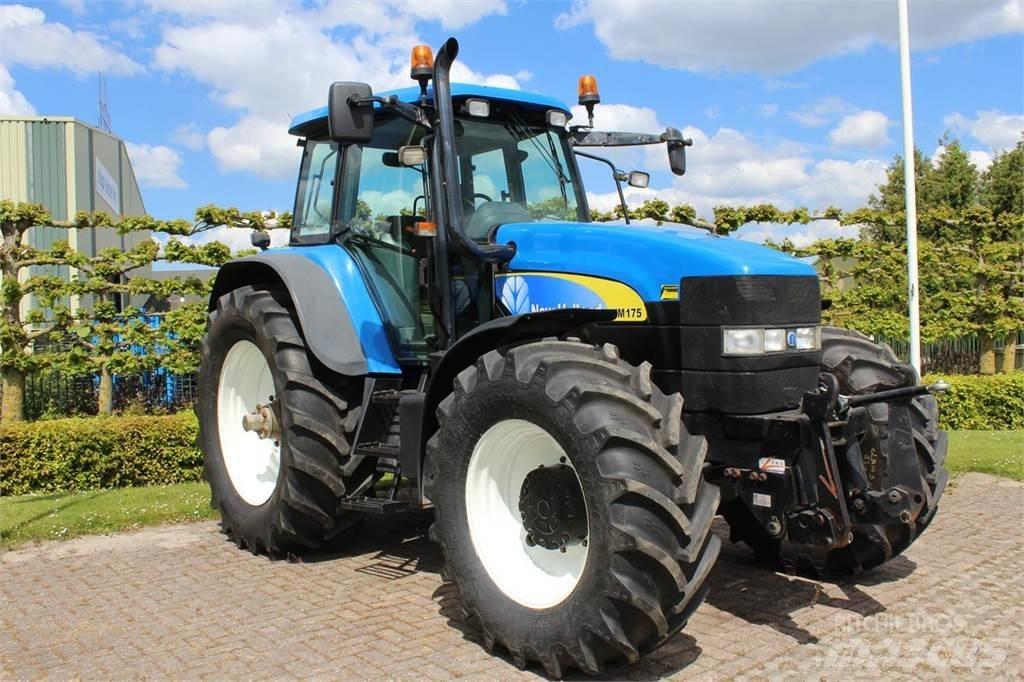 New Holland TM175 Трактори