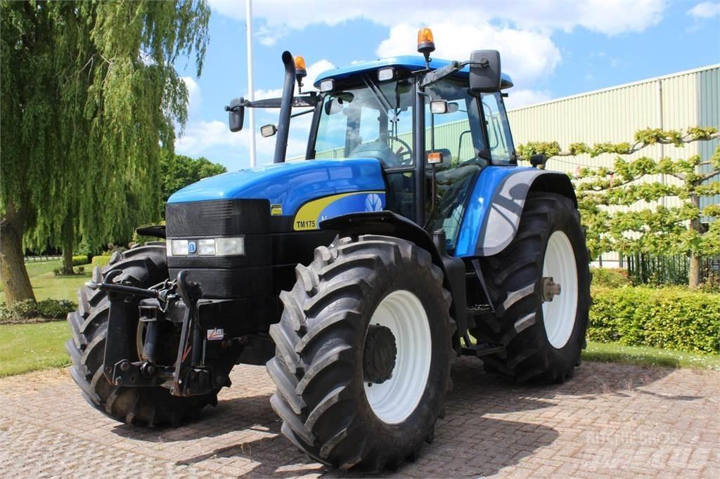 New Holland TM175 Трактори