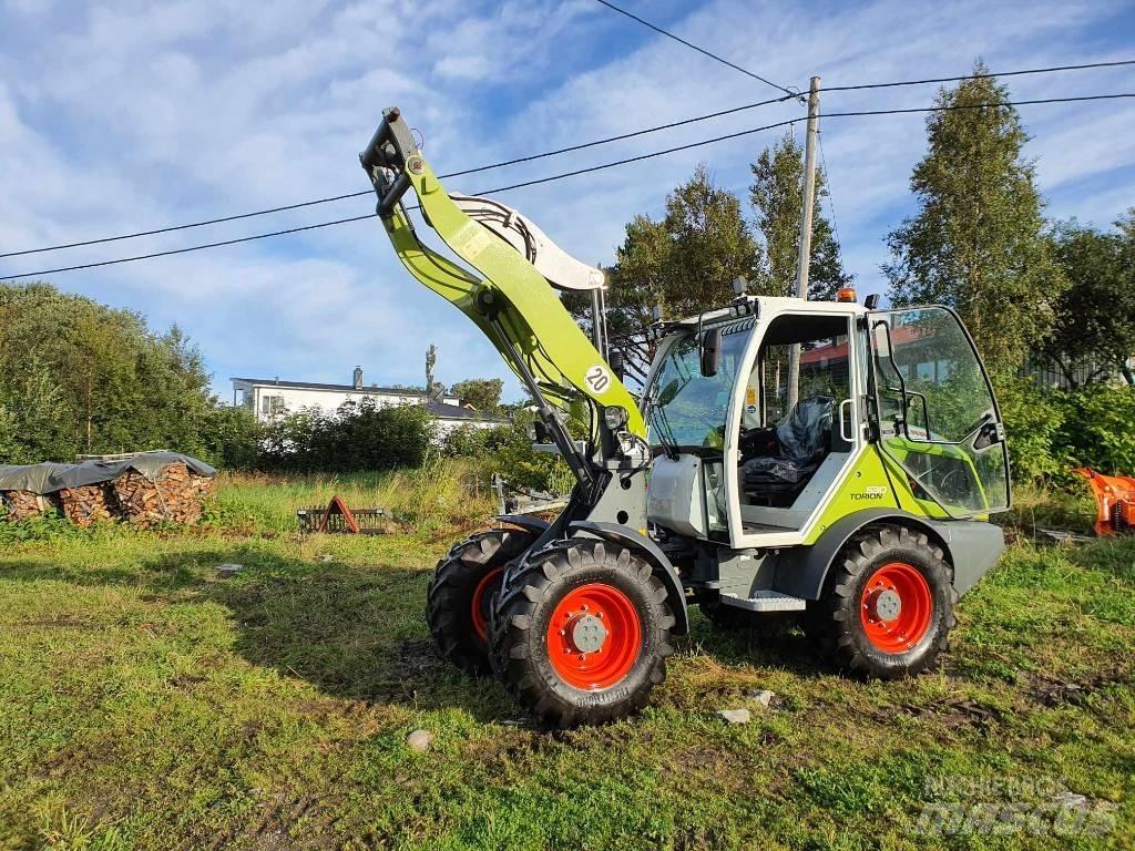 CLAAS TORION 530 Челни товарачи и багери