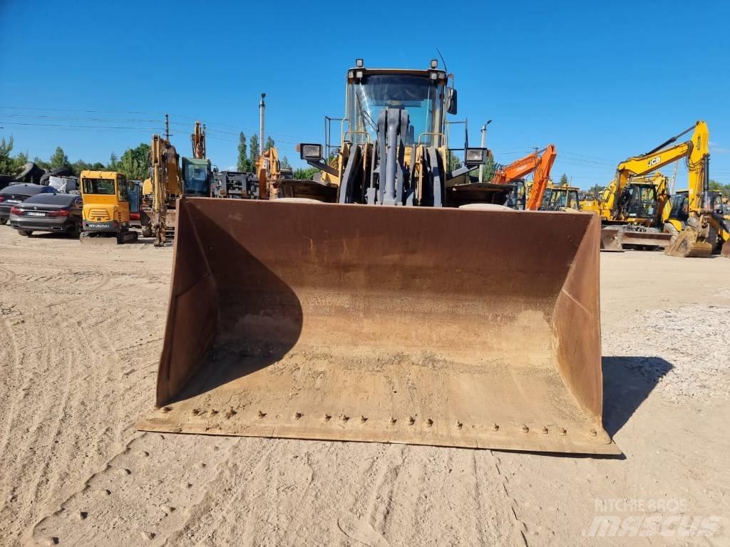 Volvo L 180 E Колесни товарачи