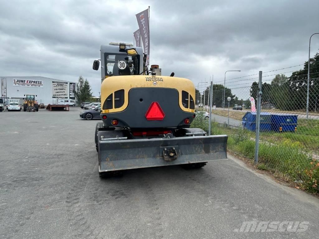 Wacker Neuson EW100 Колесни екскаватори
