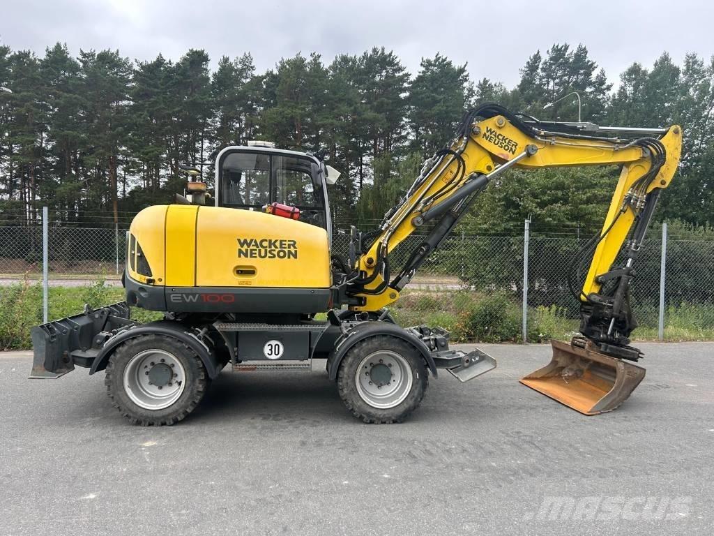 Wacker Neuson EW100 Колесни екскаватори