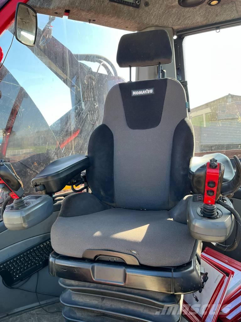 Komatsu 931 XC Харвестери