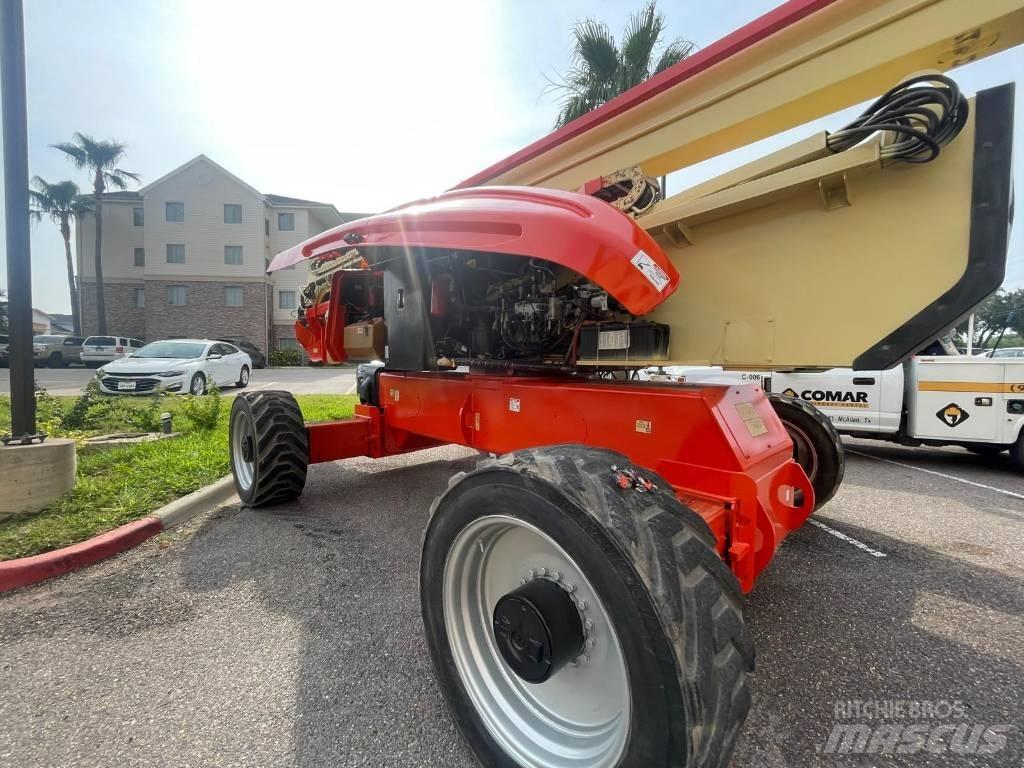 JLG 1250 AJP Съчленени стрелови подемници