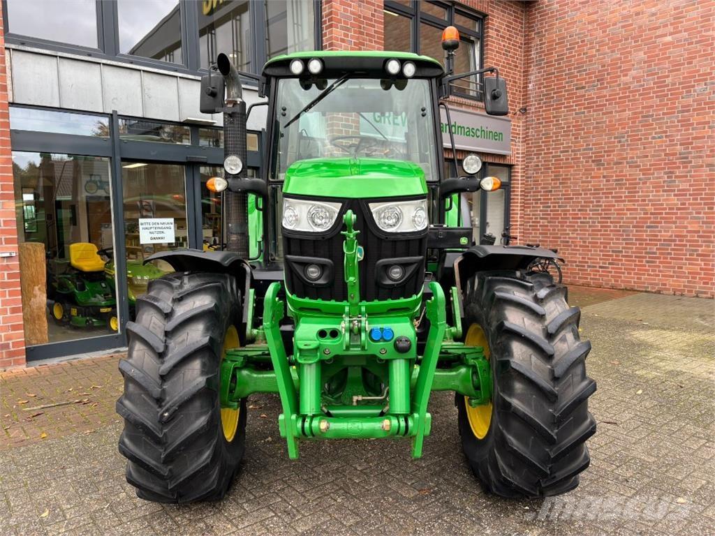 John Deere 6105M Трактори