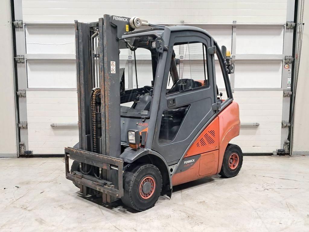 Linde H25T-02 Камиони с АГУ