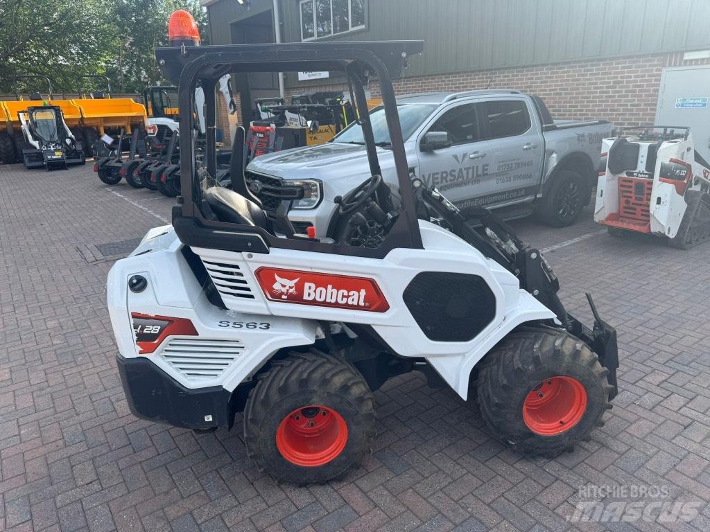 Bobcat L 28 Мини товарачи