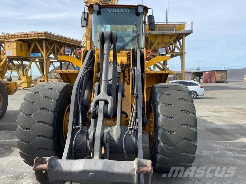 Volvo L 120 E Колесни товарачи
