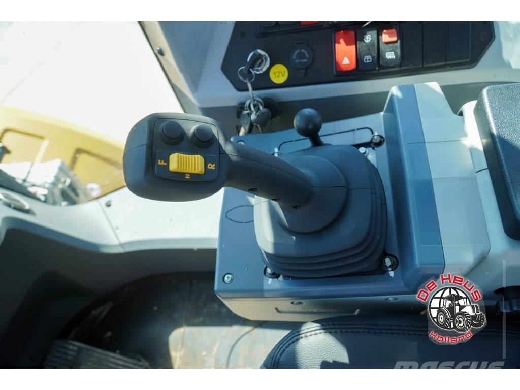 XCMG XC948E Колесни товарачи