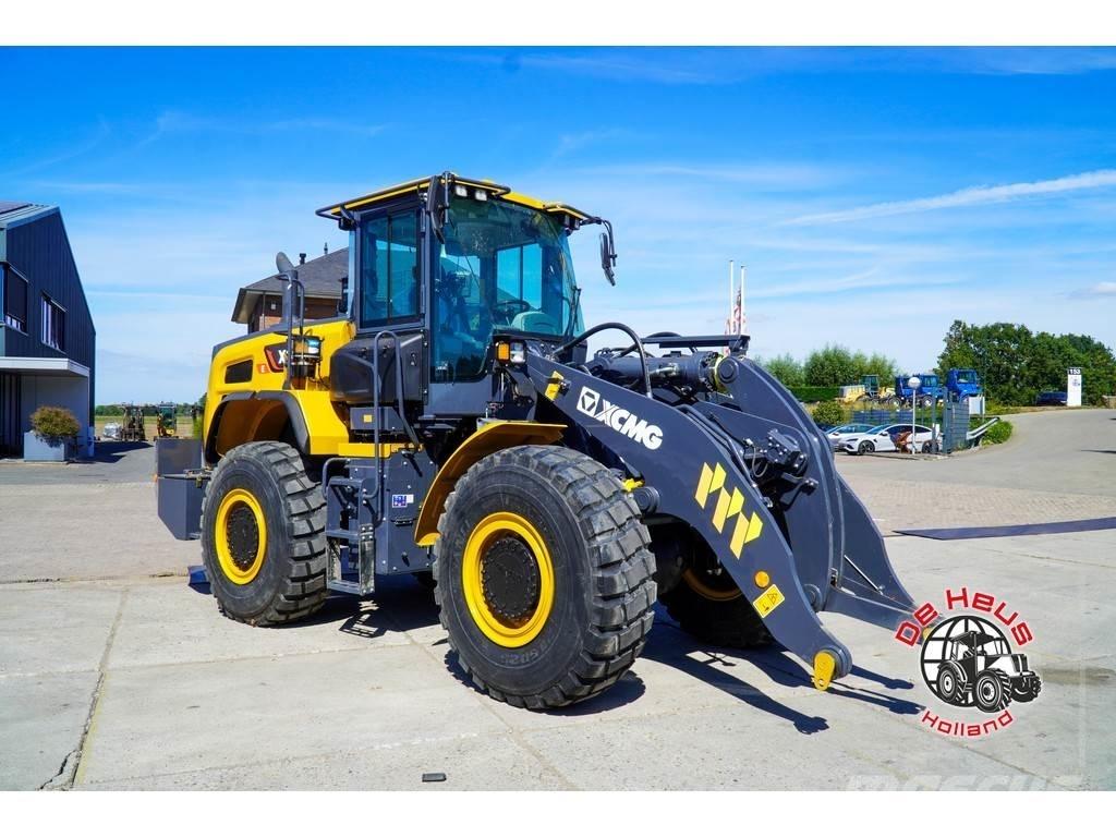 XCMG XC948E Колесни товарачи