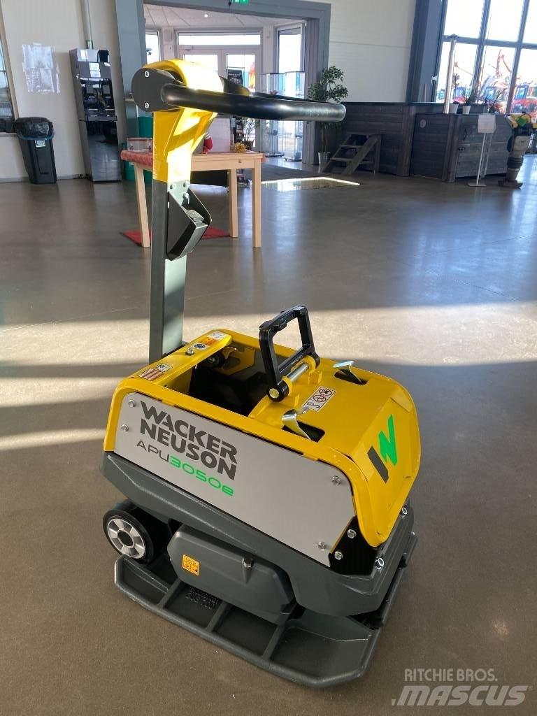 Wacker Neuson 3050 Уплътнители за плочи
