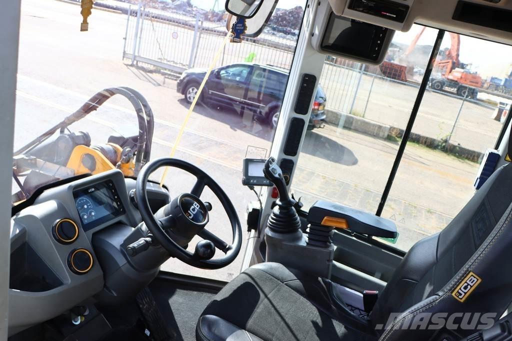 JCB 417 HT T4F Колесни товарачи