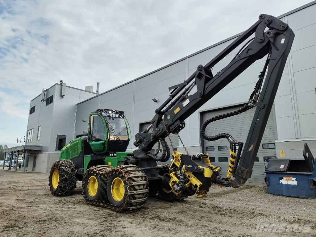 John Deere 1270G 6W Харвестери