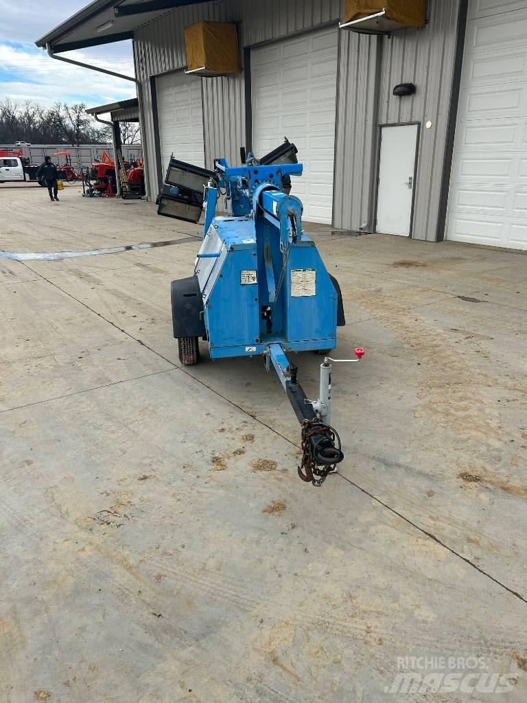 Genie TML 4000 N Осветителни кули