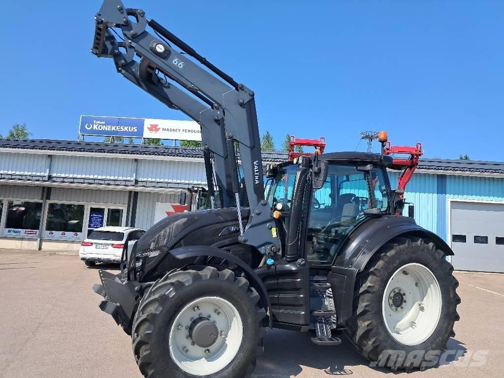 Valtra T174E Versu Трактори