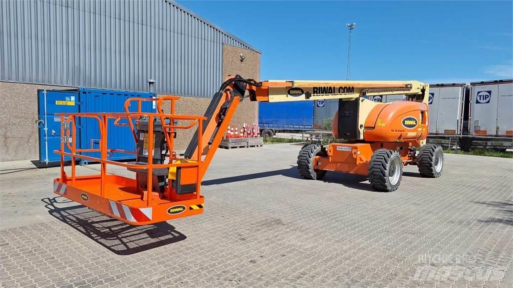 JLG 800AJG Съчленени стрелови подемници