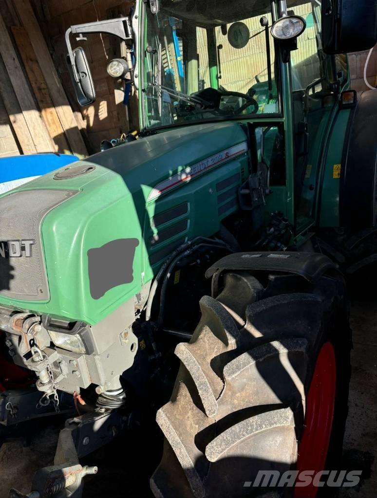 Fendt 209 S Трактори