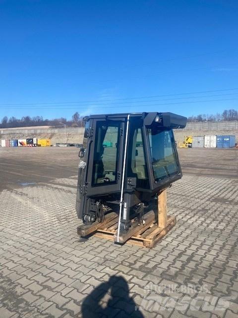 CASE D 1650 NEW CAB Кабина