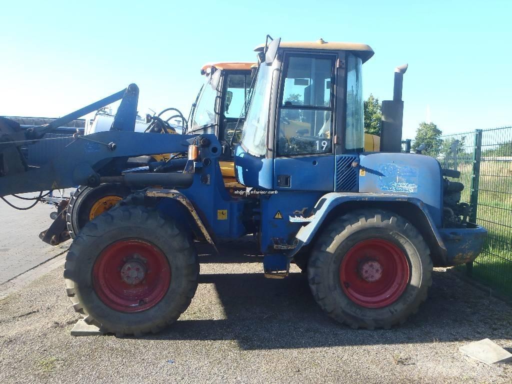 Volvo BM L45 defekt Колесни товарачи