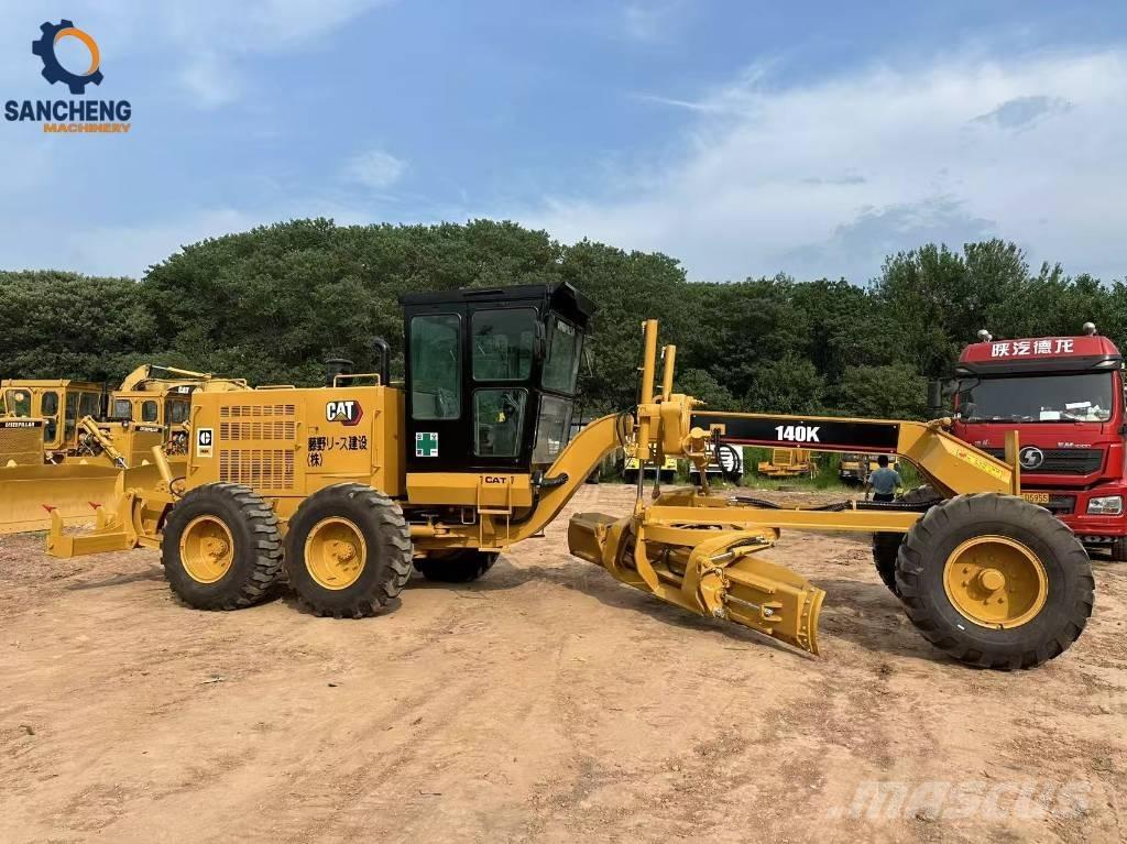 CAT 140K Грейдери
