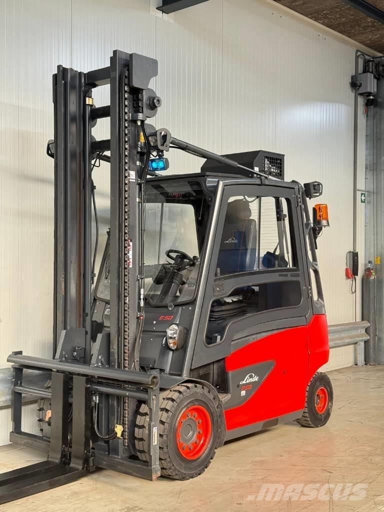 Linde E 50-02 Електрически вилични кари-повдигачи