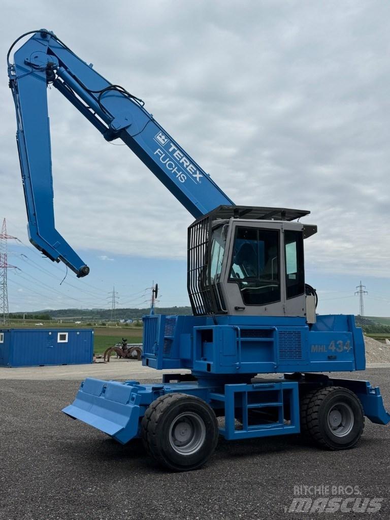 Fuchs MHL 434 Оператори на отпадъци/индустрия
