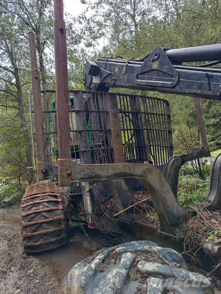 John Deere 1210 E Форуардери