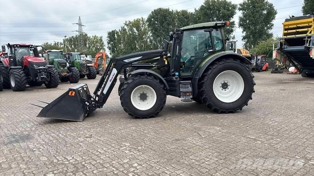 Valtra N175 Трактори