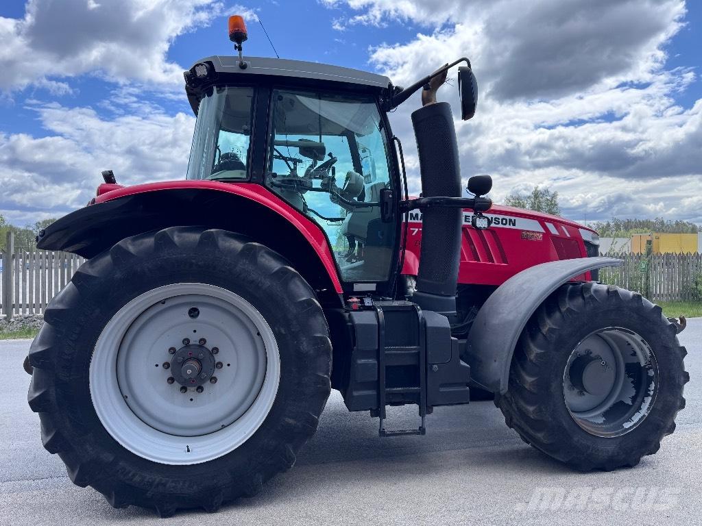 Massey Ferguson 7726 Трактори