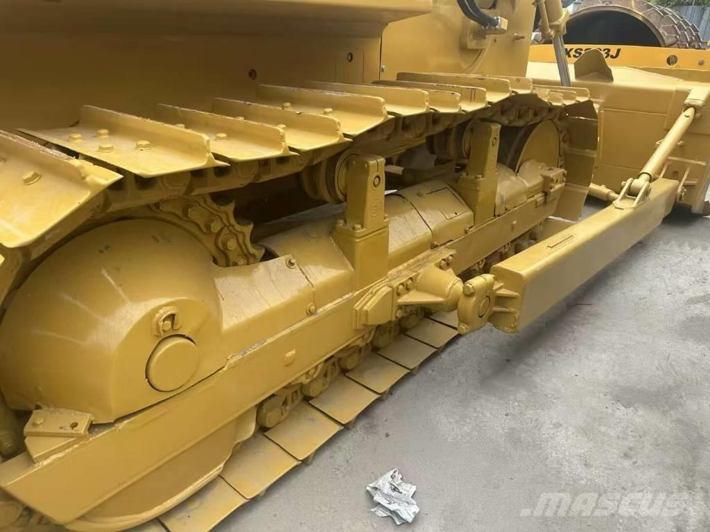 CAT D 6 G Верижни булдозери
