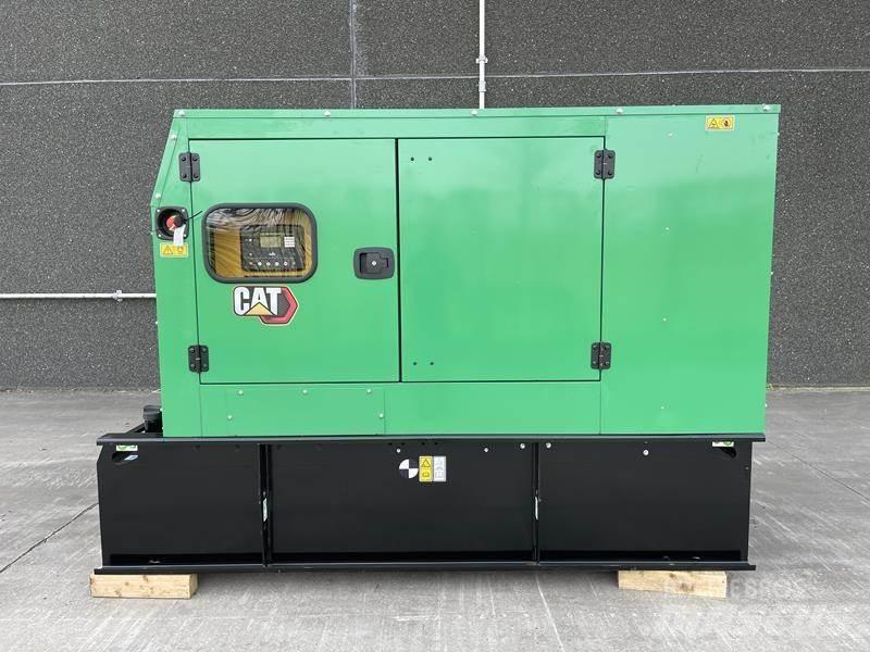 CAT DE 65 E 3 Дизелови генератори
