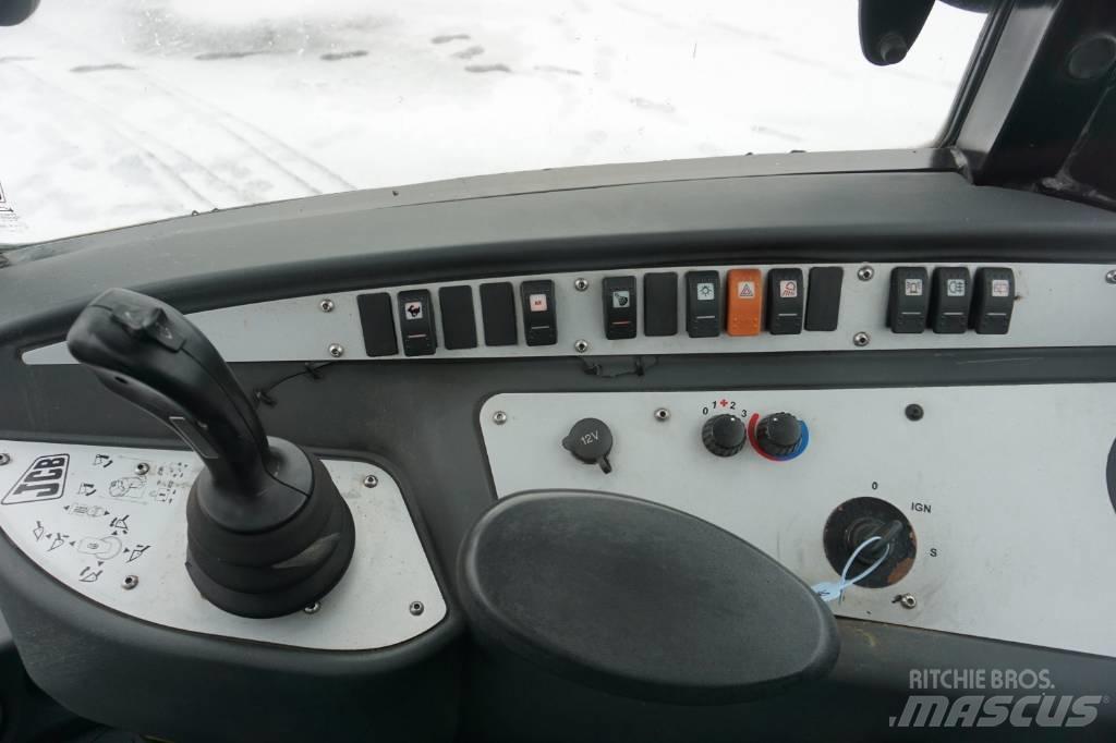 JCB 409 Колесни товарачи