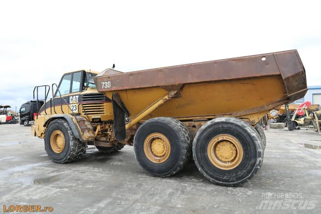 CAT 730 Дъмпери/моторни превозни средства