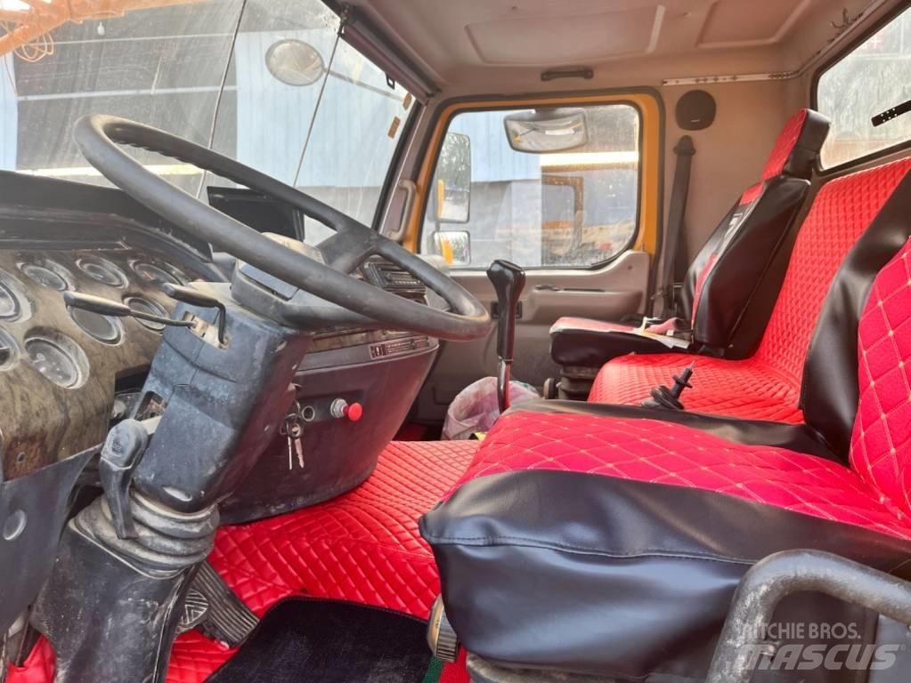 XCMG QY70K-1 Всъдеходни кранове