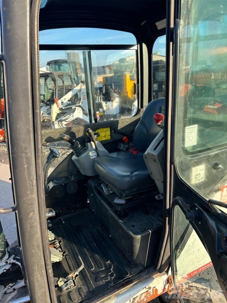 Bobcat E 16 Мини екскаватори < 7 т